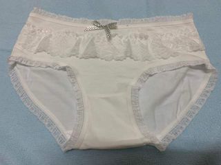 (Category: ) located in . Submitted by kimmi2 (Listing ID 1215575610, Image 1). Description: .