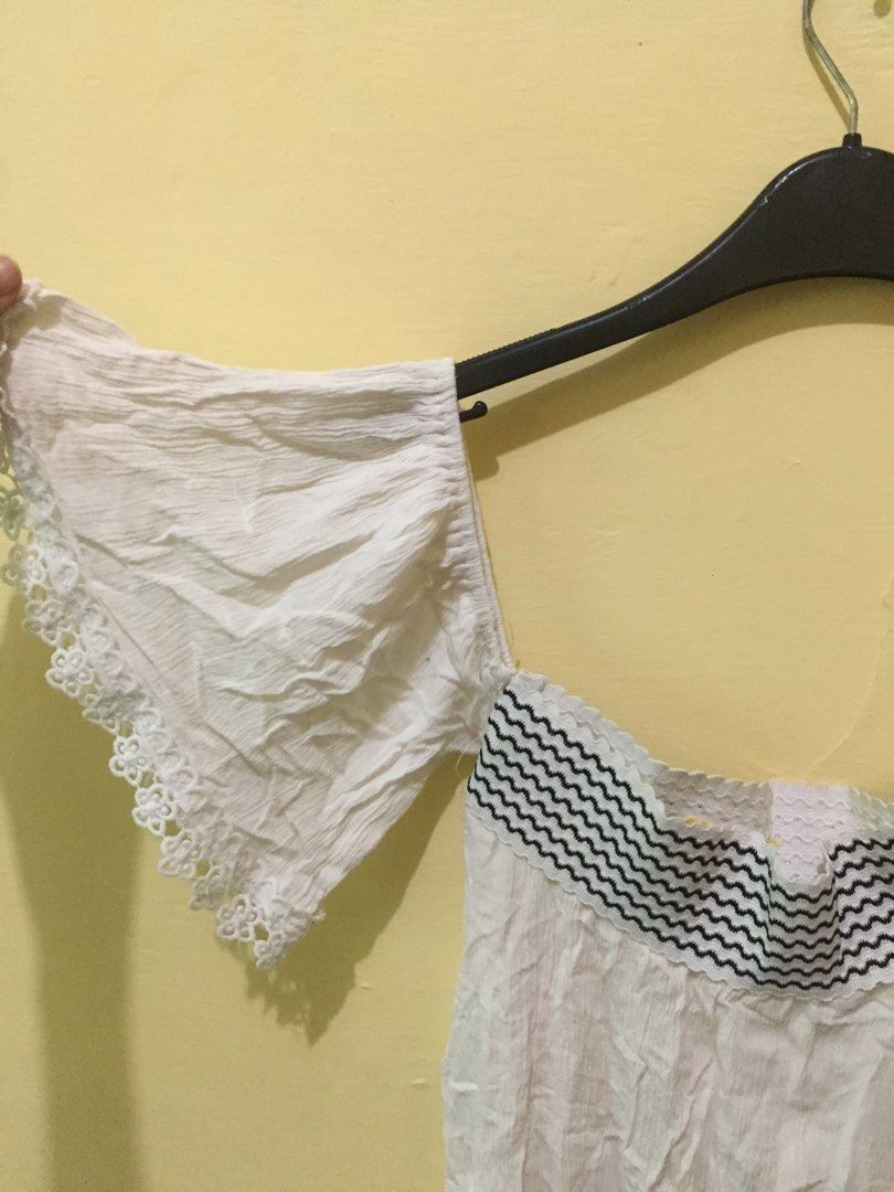 White Sabrina Top, Fesyen Wanita, Pakaian Wanita, Atasan di Carousell