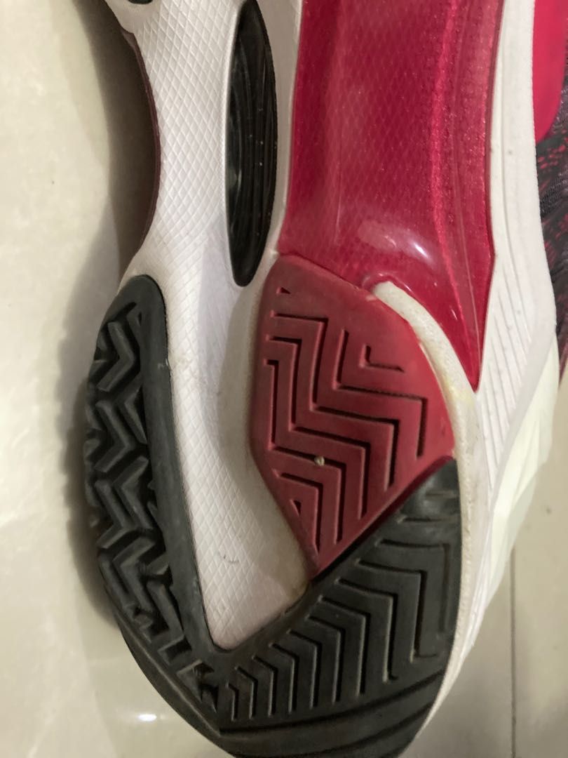 yonex basketball shoes