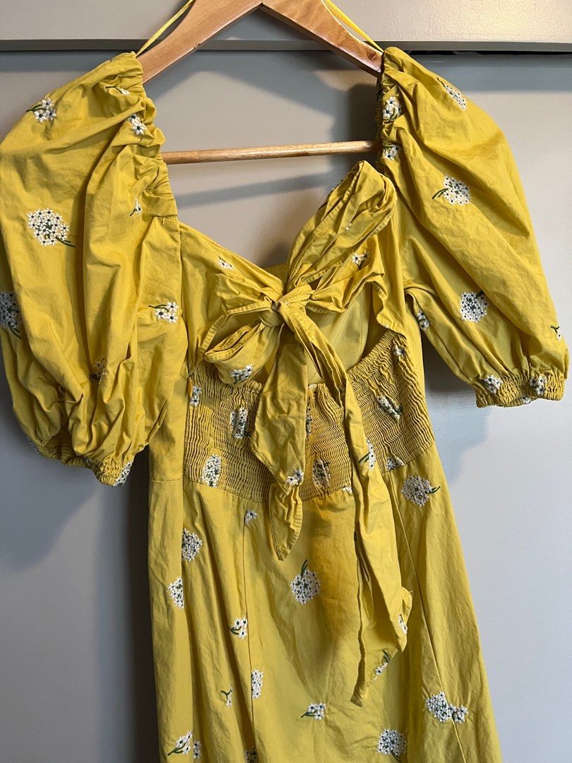 Zara Floral Embroidered Dress on Carousell