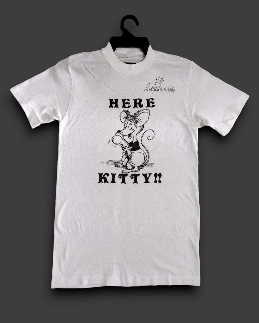 Here kitty hotsell kitty t shirt