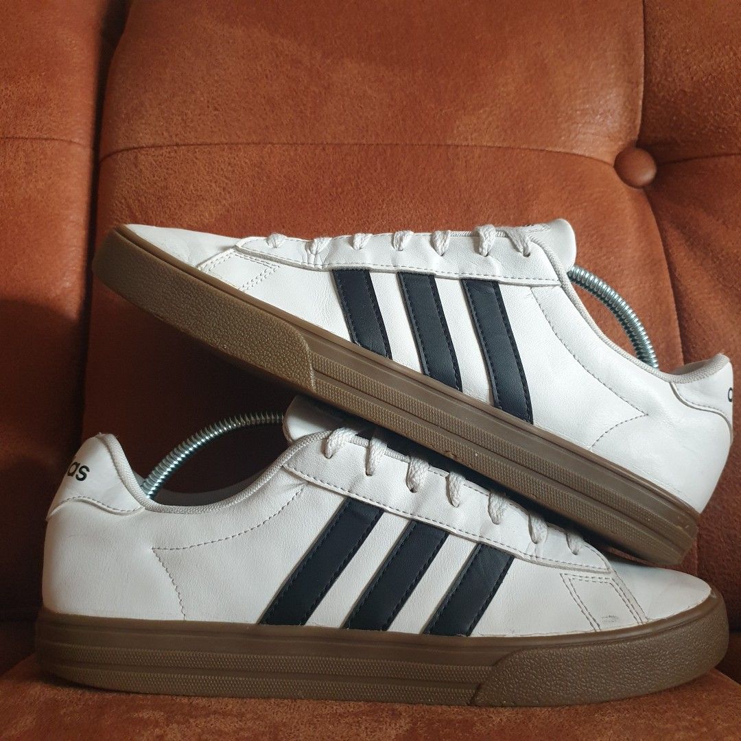 Daily sales 2.0 sneaker
