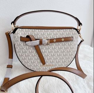 (Category: ) located in . Submitted by janelovebagswatchesshoesph (Listing ID 1215756029, Image 1). Description: .