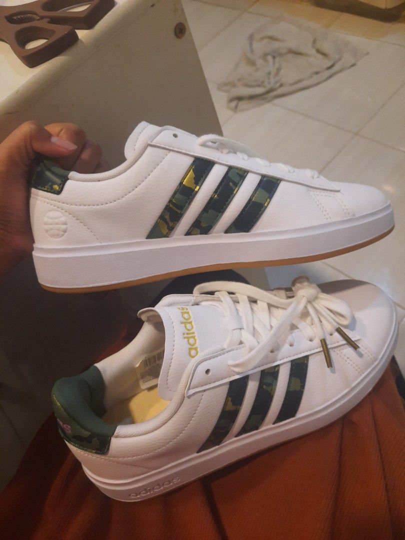 Adidas Lifestyle Cloud Foam Comfort Grand Court Sneakers Tennis Shoes,  Fesyen Wanita, Sepatu di Carousell