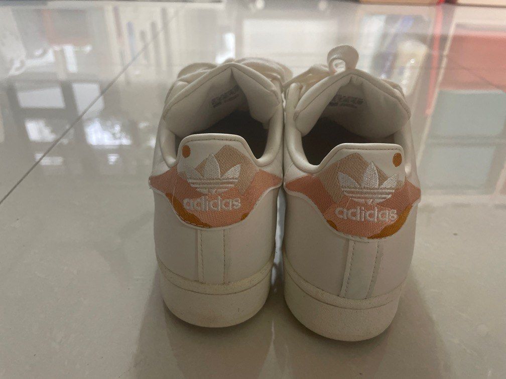 Adidas superstar queensway sales