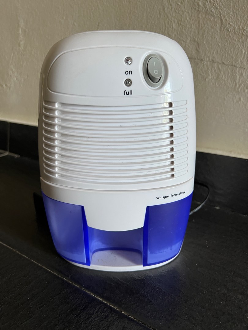 Air humidifier, Furniture & Home Living, Home Improvement