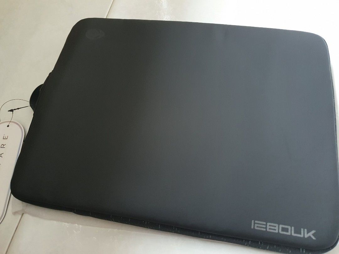 Alienware 15 sleeve hot sale