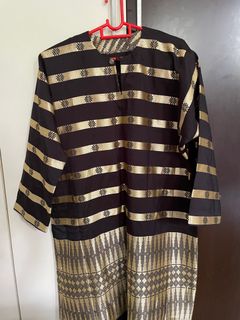 (Category: ) located in . Submitted by ayuthriftstore (Listing ID 1215715909, Image 1). Description: .