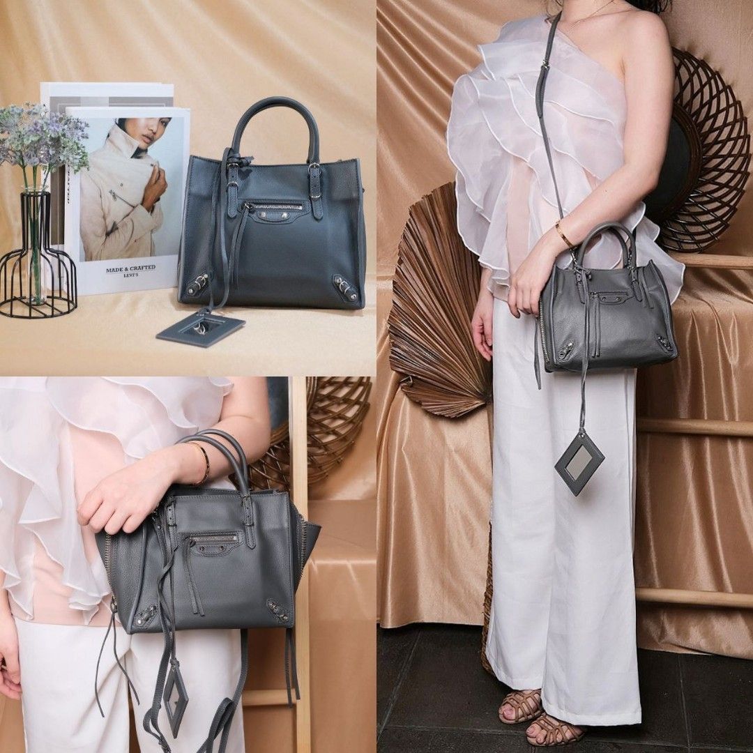 Balenciaga mini papier sales a4