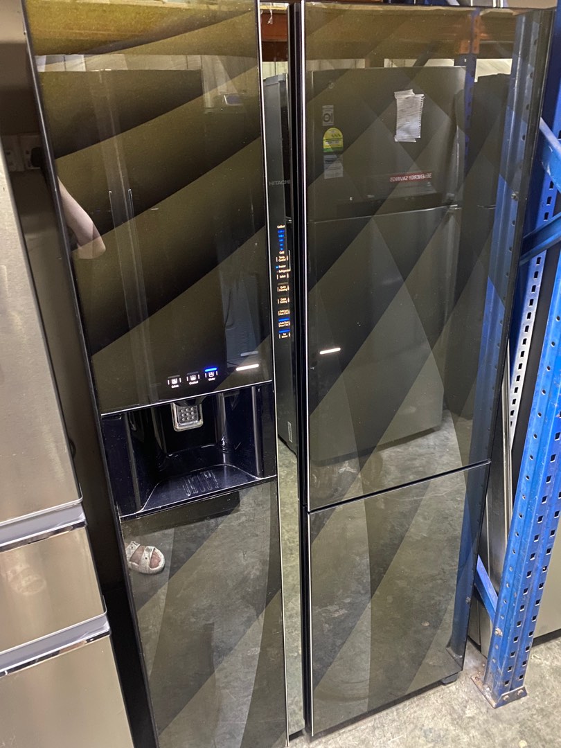 Black Hitachi 3Ticks 3Doors Inverter x Dual Fan Cooling Side by Side