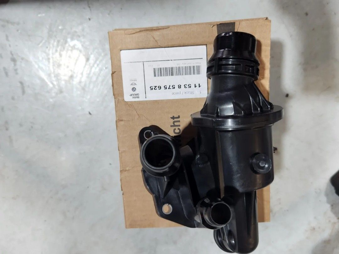 BMW F20 116D Coolant Leaking *Replace Thermostat, Coolant Pump, Coolant