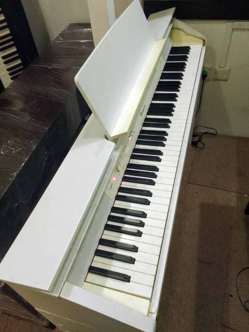 Casio PX850 Privia digital piano, Hobbies & Toys, Music & Media