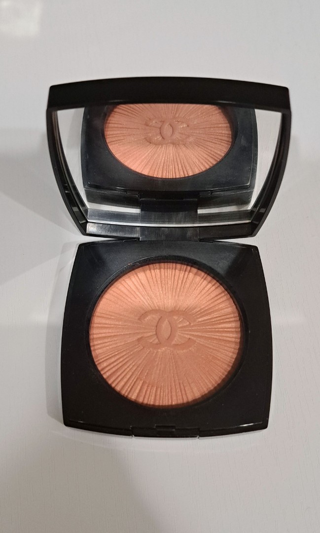 Chanel Blusher / Blush, Beauty & Personal Care, Face, Makeup on Carousell