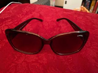 (Category: ) located in . Submitted by ajreyess (Listing ID 1215812780, Image 1). Description: .