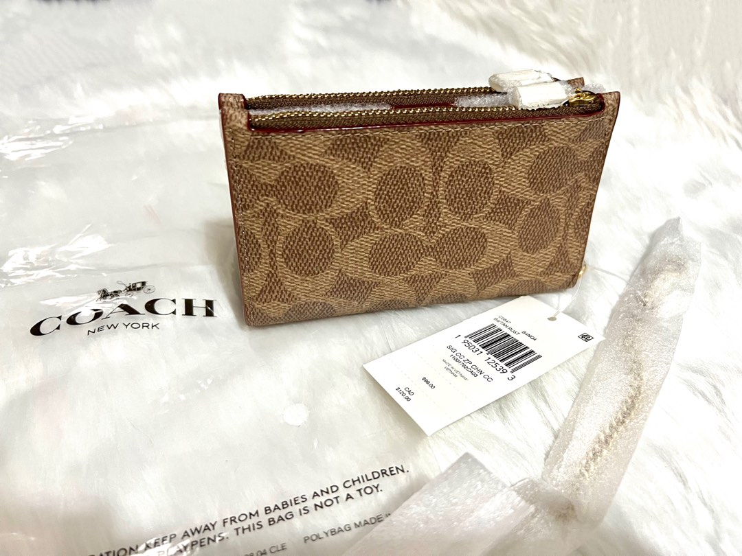 COACH CREDIT CARD HOLDER, Luxury, Bags & Wallets on Carousell