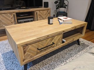 Coffee table - Acacia wood