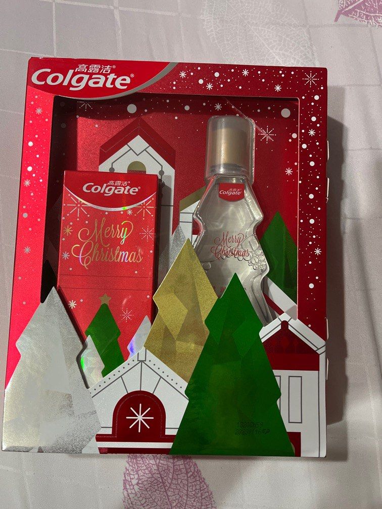 Colgate limited edition christmas toothpaste and mouthwash, Beauty