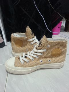 (Kategori: ) berada di . Dikirim oleh fyoie (ID iklan 1215789390, Gambar 1). Deskripsi: .