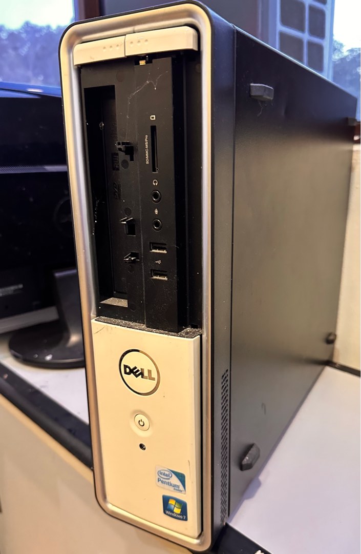 Dell 620s, Computers & Tech, Desktops on Carousell