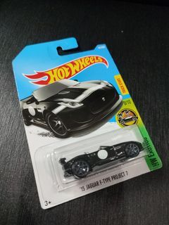 Diecast Hotwheels '15 Jaguar F-Type Project 7