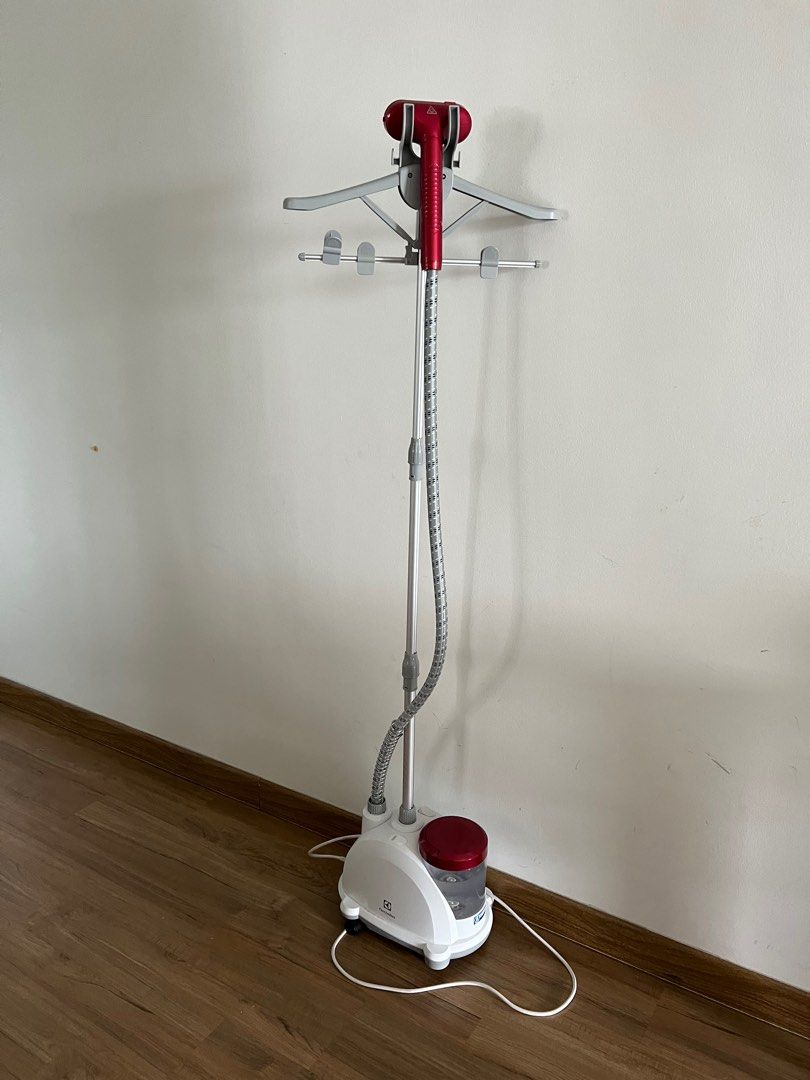 Electrolux Garment Steamer, TV & Home Appliances, Irons & Steamers on
