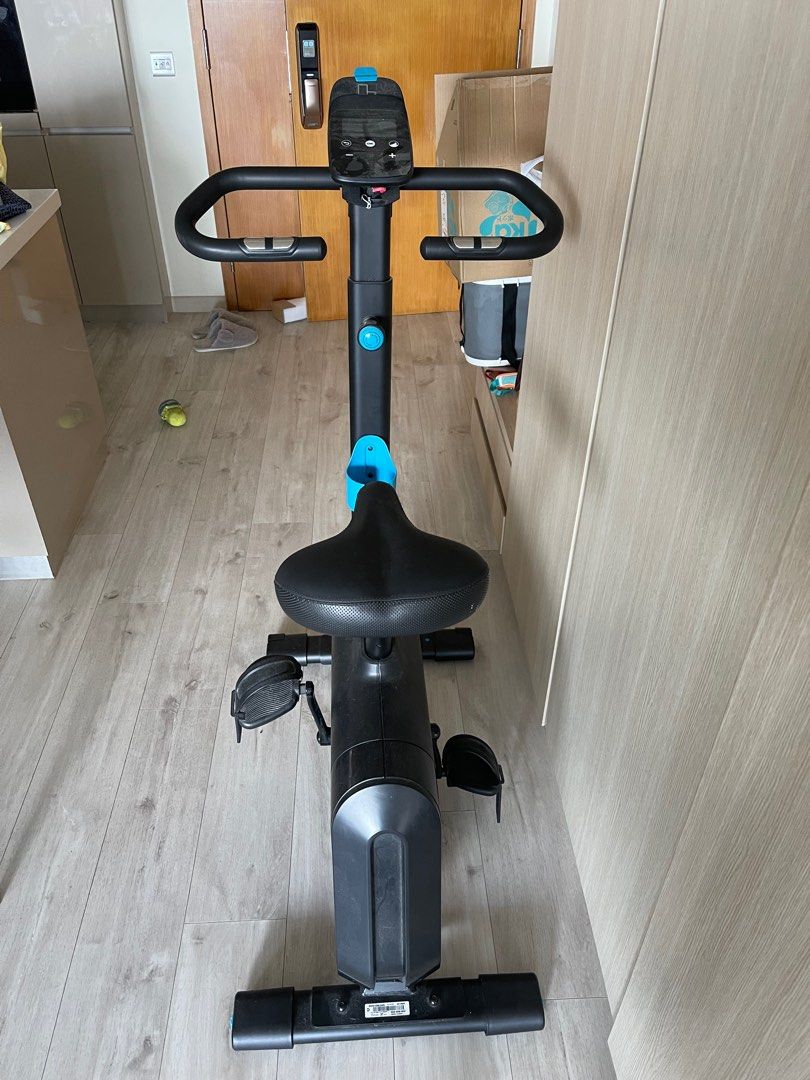 Exercise Machine (Category: Cardio & Fitness Machines) located in Singapore. Submitted by abcdkrh (Listing ID 1215707242, Image 2). Description: Machine is seldom use,she can bluetooth to Hp to keep track of results..