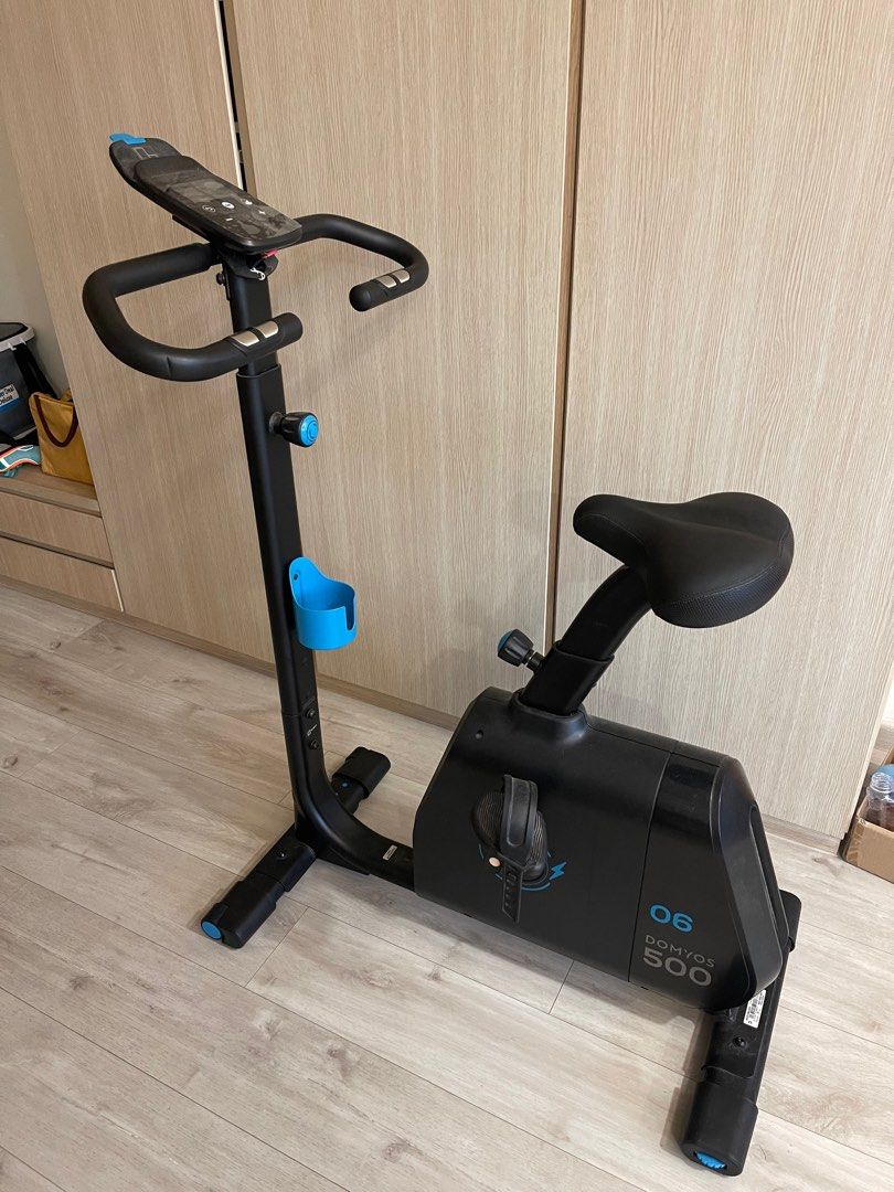 Exercise Machine (Category: Cardio & Fitness Machines) located in Singapore. Submitted by abcdkrh (Listing ID 1215707242, Image 5). Description: Machine is seldom use,she can bluetooth to Hp to keep track of results..