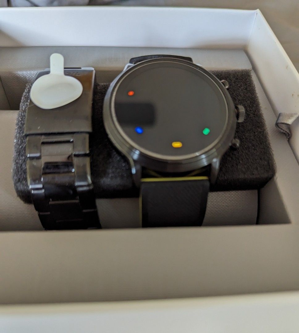 Fossil Gen 5 Smart Watch Mobile Phones Gadgets Wearables