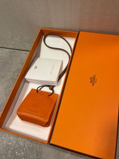 （分類：）位於 。 由 kiwinest 提交（商品編號 1215833608，圖片 1）。簡介： 。