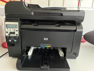 （分類：）位於 。 由 fabry23 提交（商品編號 1215771600，圖片 1）。簡介： 。