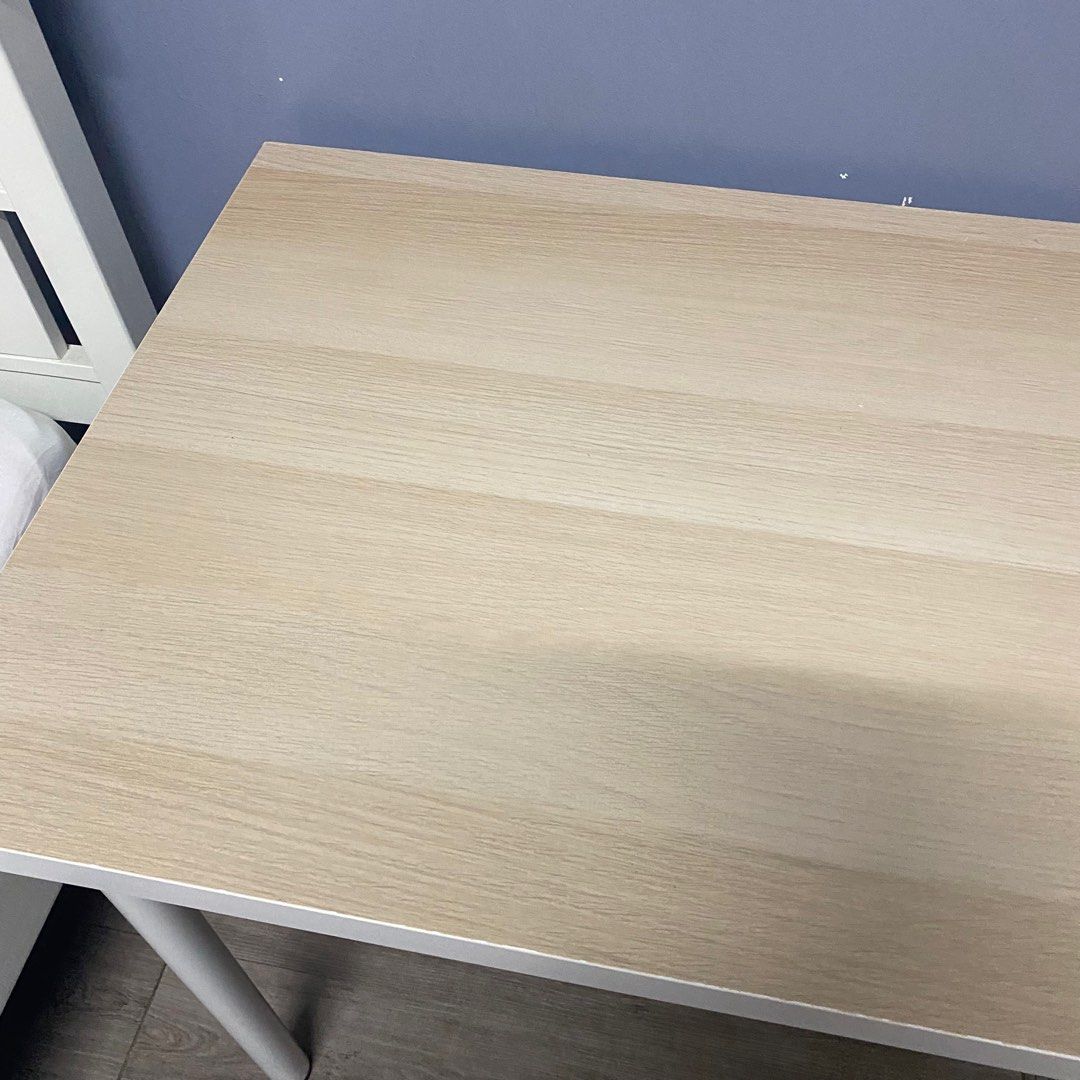 Linnmon tabletop shop white