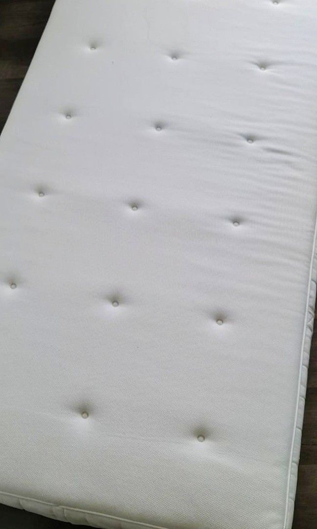 IKEA HYLLESTAD POCKET SPRUNG SINGLE MATTRESS, Furniture & Home Living