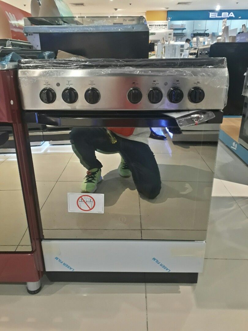 Indesit Electric Cooking Range 60cm I6VV2A X EX (Category: Cookers) located in Makati City. Submitted by francohomeappliancestrading (Listing ID 1215764515, Image 1). Description: For Cash Transaction Only Brandnew/Receipt I6VV2A X EX 60cm Srp:63,495 Cash:51,990 •Fan Assisted Oven •57L large Oven •Double Glass Door •End of Cooking Timer •Click and Clean Function 1yr Warranty Parts&Service FB Page; https://www.facebook.com/ManuelFrancoJr21 We Acce