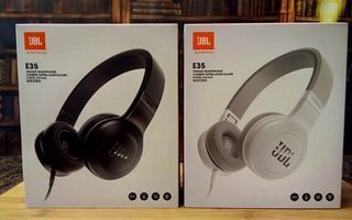 JBL E35 On Ear Signature Headphones With Mic
