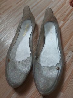 (Category: ) located in . Submitted by chiqapreloved (Listing ID 1215744383, Image 1). Description: .
