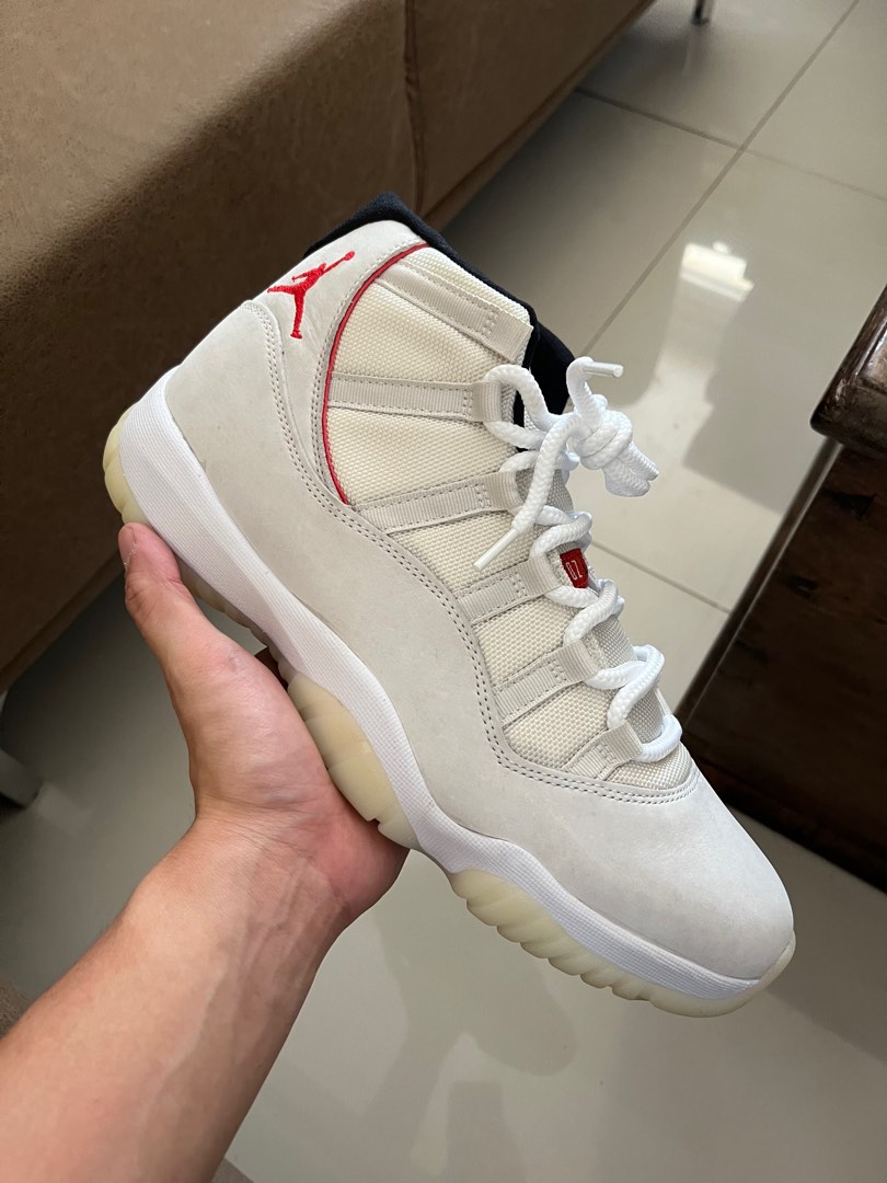 jordan 11 platinum tint on feet