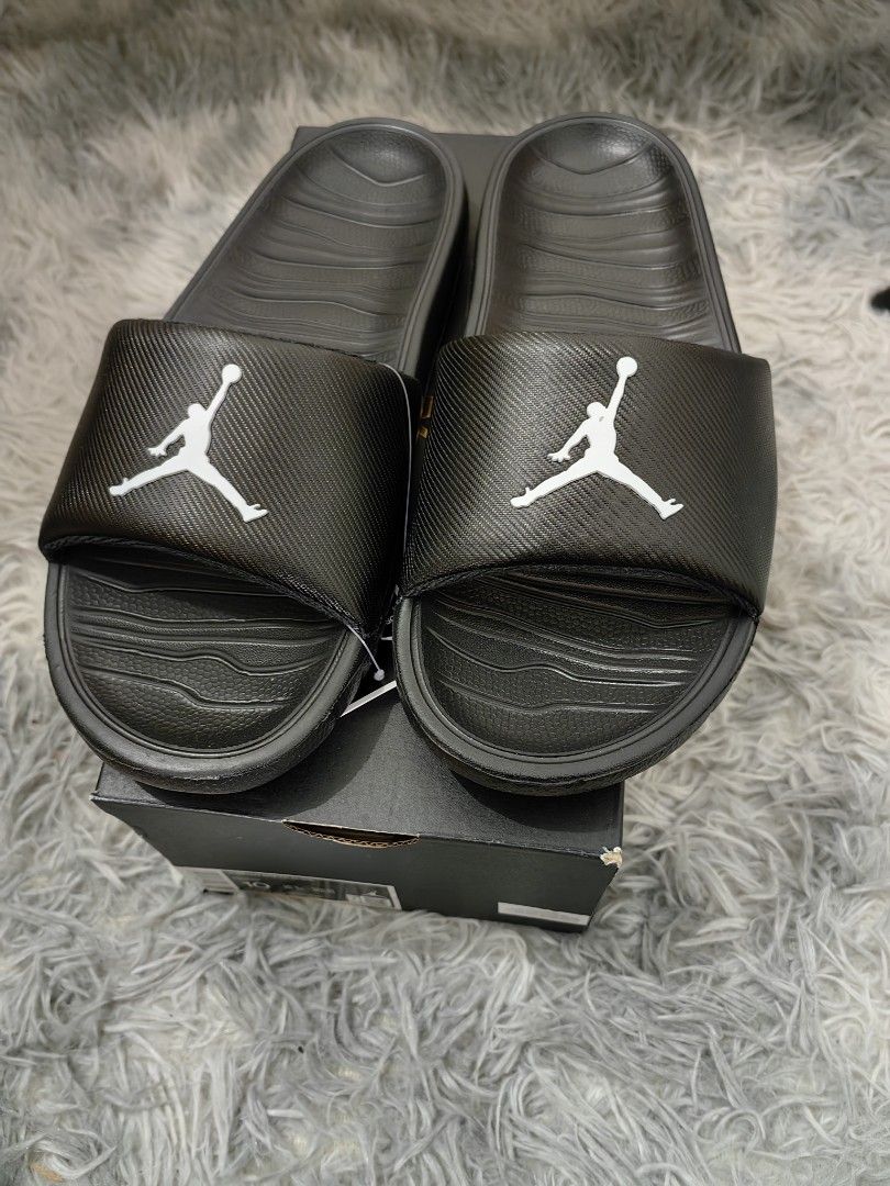 Fake hot sale jordan slides