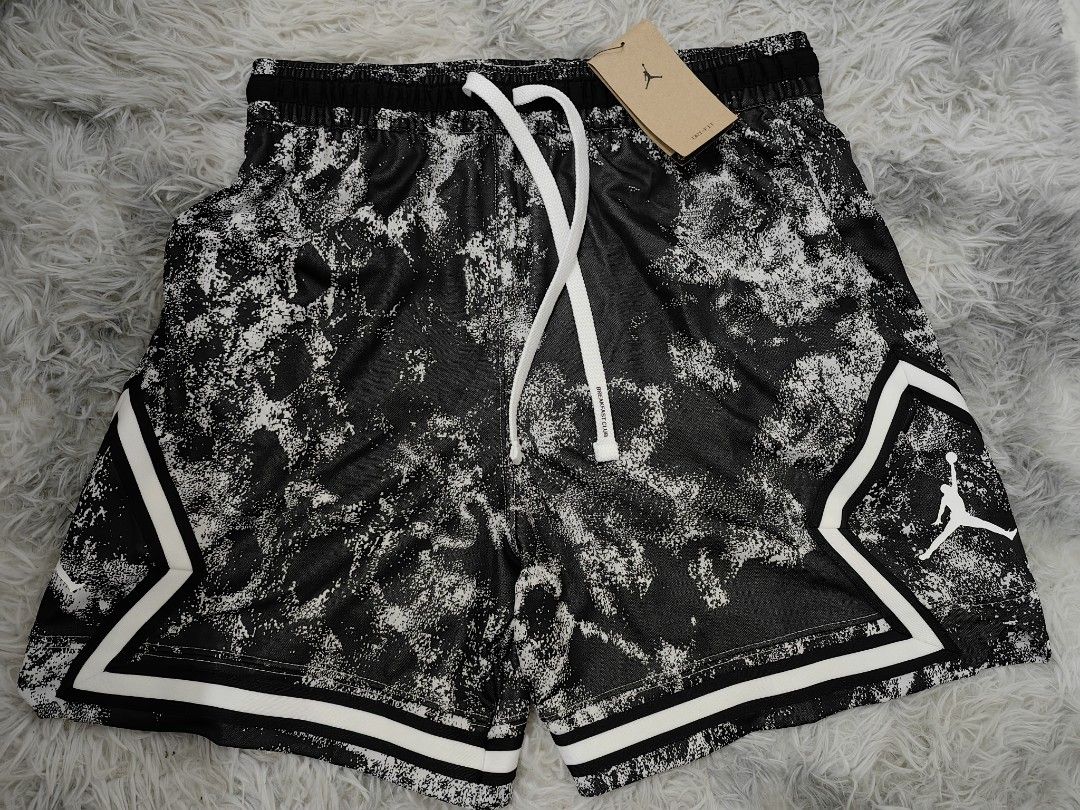 JORDAN DRI FIT DIAMOND SHORTS ON HAND BRAND NEW MEN SIZE M