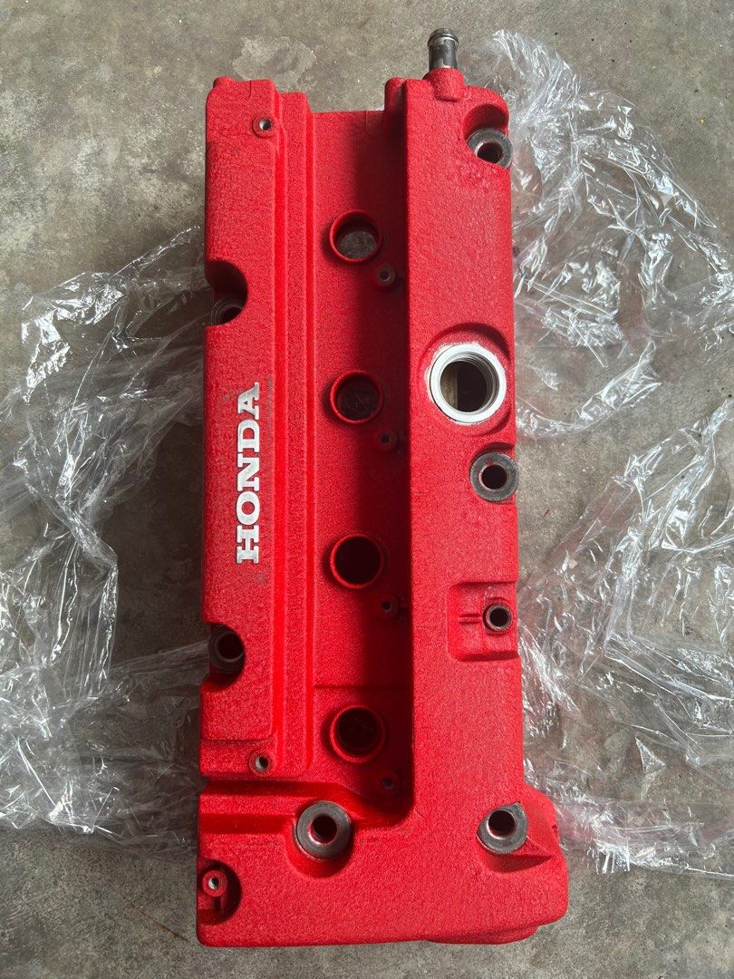 K20A valve cover, Car Accessories, Accessories on Carousell
