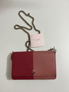 Sling bag/Katespade Nicola Shimmer Twistlock Wallet on Chain, Women's  Fashion, Bags & Wallets, Purses & Pouches on Carousell