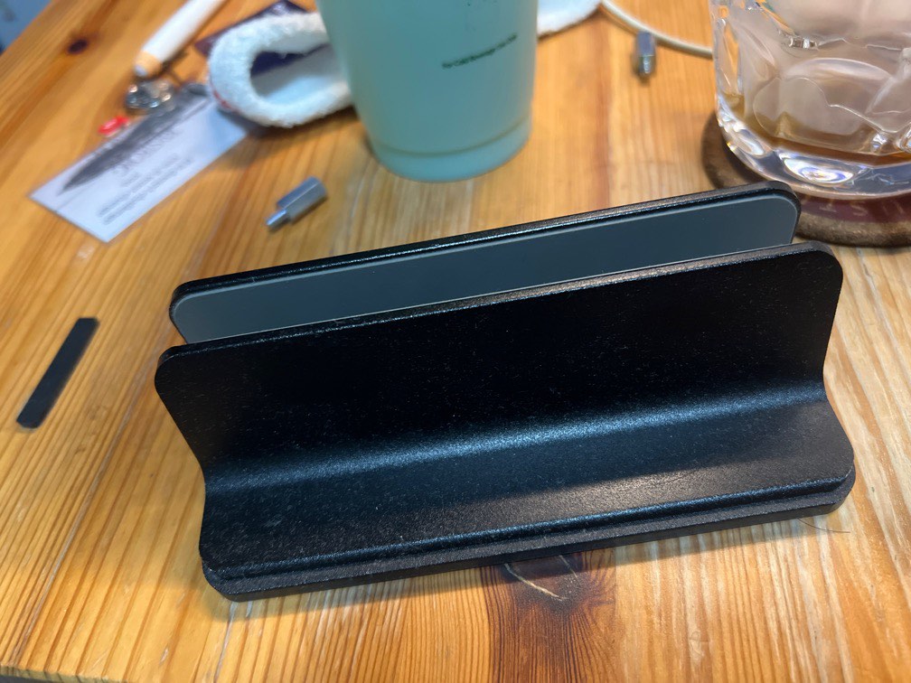 Laptop clamshell stand, Computers & Tech, Parts & Accessories, Other