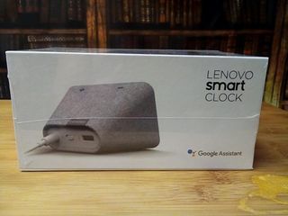Lenovo - Smart Clock with Google Assistant - Gray