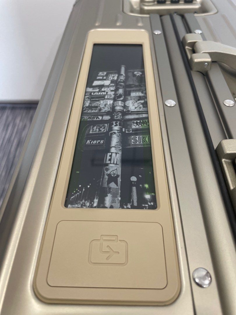 RIMOWA - Until April 7, visitors of Gaysorn Village Shopping Center in  Bangkok are greeted by an XXL version of our RIMOWA Bossa Nova with  Electronic Tag.