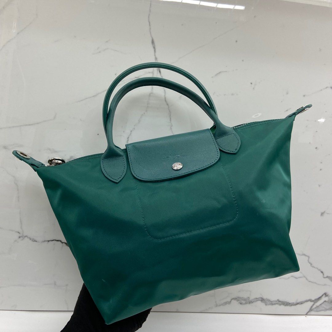 Authentic] Longchamp Le Pliage Hobo Bag in Black (Nylon), Women's Fashion,  Bags & Wallets, Cross-body Bags on Carousell