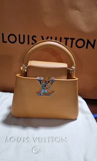 Louis Vuitton Scarlet Taurillon Capucines Mini, myGemma, SG