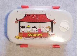 Lunch boxes / Water tumbler / Snoopy / Ribena