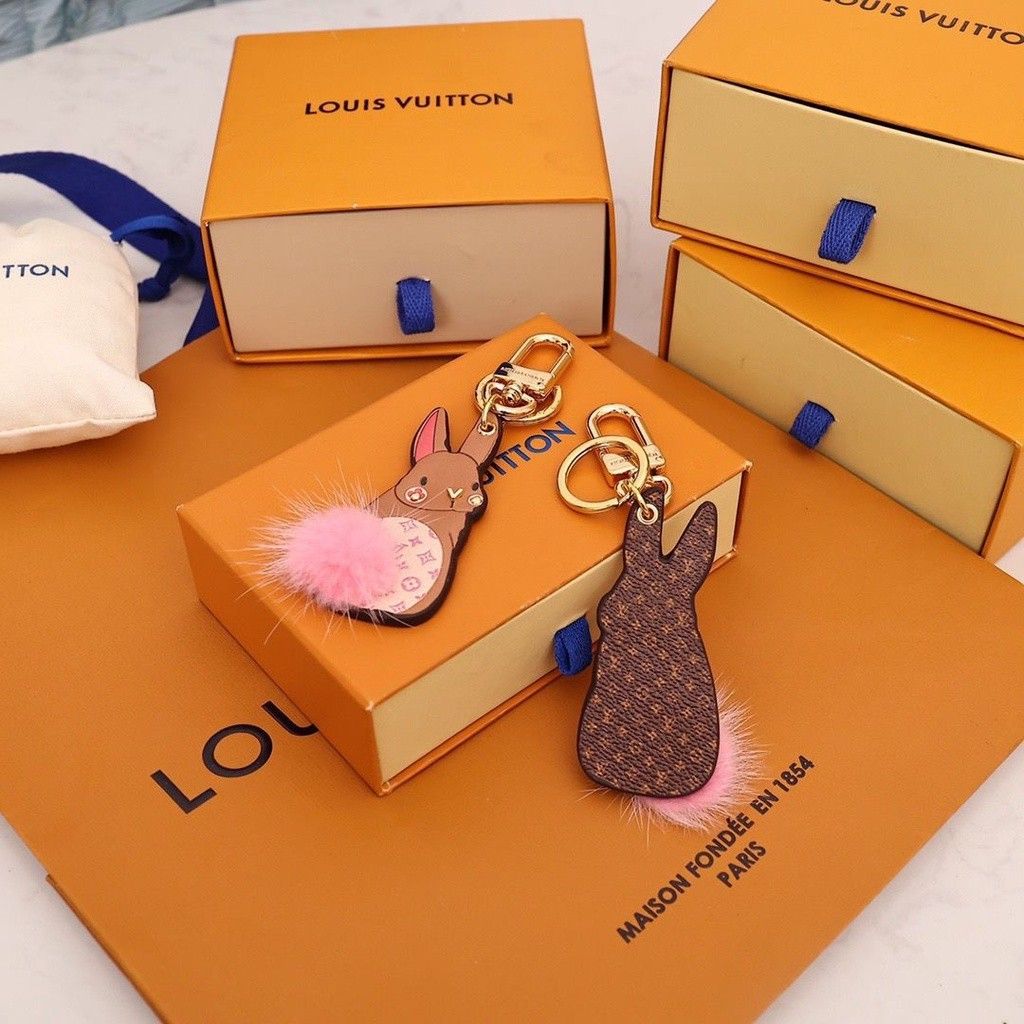 Rabbit key ring Louis Vuitton Pink in Rabbit - 30570504