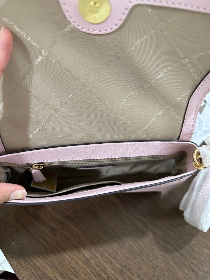 Michael kors jet 2025 set medium convertible pouchette