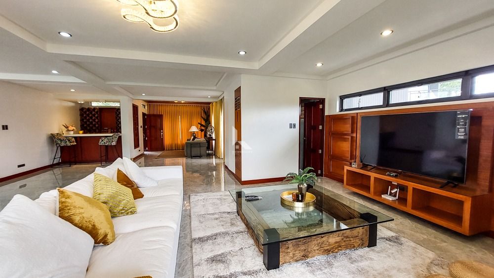 Modern Asian House Overlooking Mountain View Sun Valley Antipolo Rizal