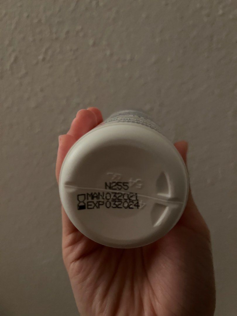 Mustela cradle cap shampoo, Babies & Kids, Bathing & Changing, Baby